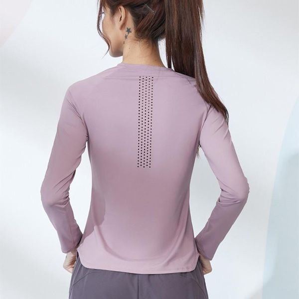 yoga outfit women laser mesh fitness gym shirts loose long sleeve sports running t-shirts breathable workout training sportswear top
yoga outfit women laser mesh fitness gym shirts loose long sleeve sports running t-shirts breathable workout training sportswear top