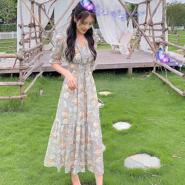 2021women long vintage chiffon floral dress summer 2021 runway elegant korean party dress fairy boho retro casual vacation dresses, Black;gray
2021women long vintage chiffon floral dress summer 2021 runway elegant korean party dress fairy boho retro casual vacation dresses, Black;gray