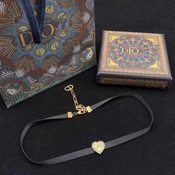 dijia 2021 new personalized fashion collar collarbone chain female d family net red versatile letter necklace, Silver
dijia 2021 new personalized fashion collar collarbone chain female d family net red versatile letter necklace, Silver