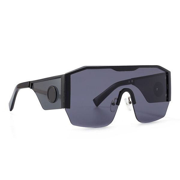 2021 new large frame head piece metal men's and women's sunglass fashion sunglass, White;black
2021 new large frame head piece metal men's and women's sunglass fashion sunglass, White;black