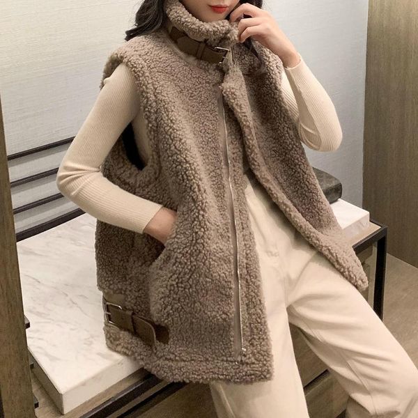 women's vests 2021 winter thick lmitation lamb wool vest jackets women solid warm loose zip pockets outwear coat gilet femme oversize, Black;white
women's vests 2021 winter thick lmitation lamb wool vest jackets women solid warm loose zip pockets outwear coat gilet femme oversize, Black;white