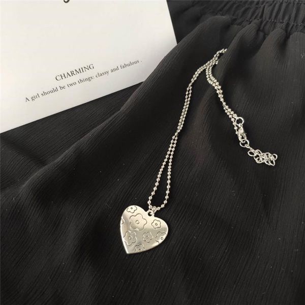 pendant necklaces fashion love shape lettering necklace for women simple peach heart egg double-sided pattern friends gifts, Silver
pendant necklaces fashion love shape lettering necklace for women simple peach heart egg double-sided pattern friends gifts, Silver