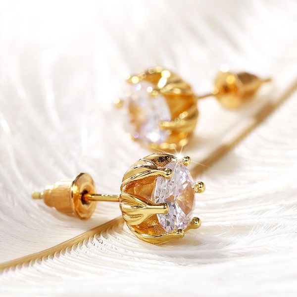 stud classic luxury brilliant zirconia earrings for women fashion elegant gold color earring female wedding jewelry, Golden;silver
stud classic luxury brilliant zirconia earrings for women fashion elegant gold color earring female wedding jewelry, Golden;silver