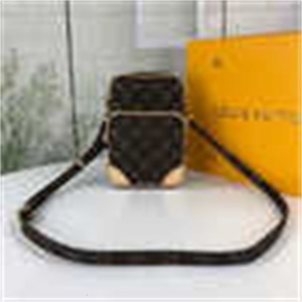 female handles m45236 presbyopic reporter bag brand bag fashion trend handbags iconic r shoulder bags totes cross body luxury bag
female handles m45236 presbyopic reporter bag brand bag fashion trend handbags iconic r shoulder bags totes cross body luxury bag
