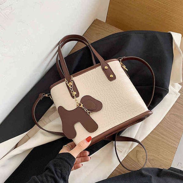 bag female 2021 fashion menger versatile ins large capacity stone pattern portable one shoulder bucket
bag female 2021 fashion menger versatile ins large capacity stone pattern portable one shoulder bucket