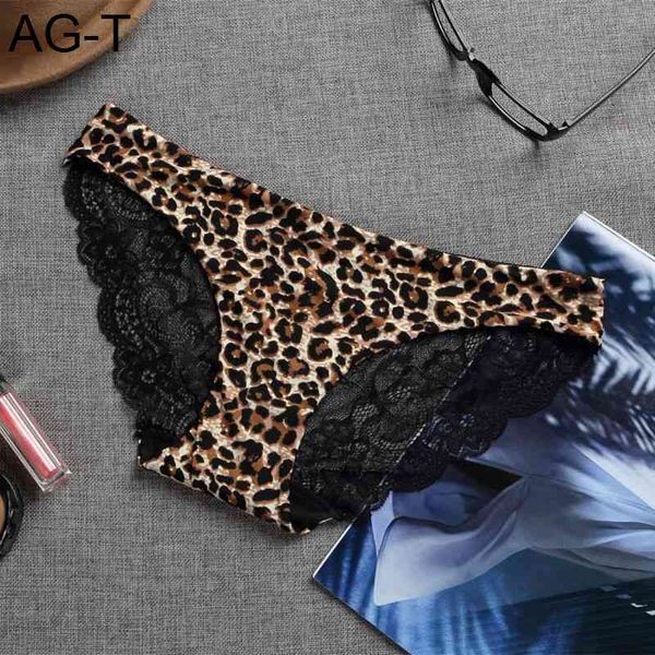 women underwear mid-waist female lace leopard panties girl lingerie ladies breathable printing briefs, Black;pink
women underwear mid-waist female lace leopard panties girl lingerie ladies breathable printing briefs, Black;pink