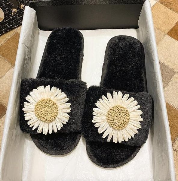 slippers 2021 women furry ladies shoes cute plush hair fluffy sandals women's fur winter warm, Black
slippers 2021 women furry ladies shoes cute plush hair fluffy sandals women's fur winter warm, Black