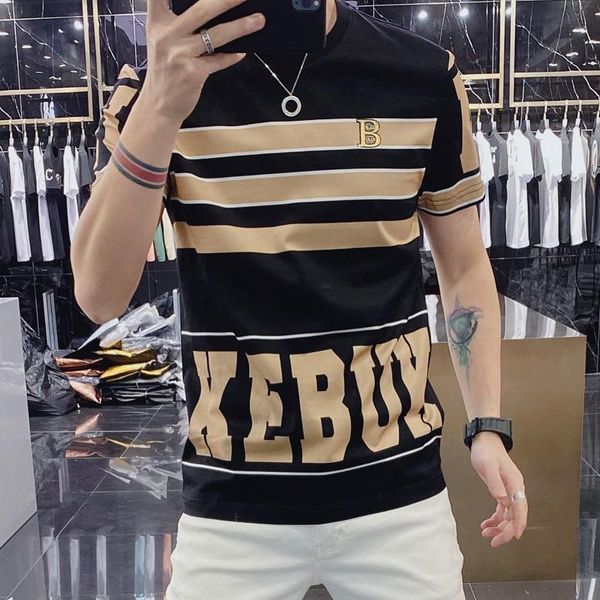 men's t-shirts nova moda verão manga curta masculina bonito coringa magro listra impresso mercerizado algodão camiseta 05t9, White;black
men's t-shirts nova moda verão manga curta masculina bonito coringa magro listra impresso mercerizado algodão camiseta 05t9, White;black