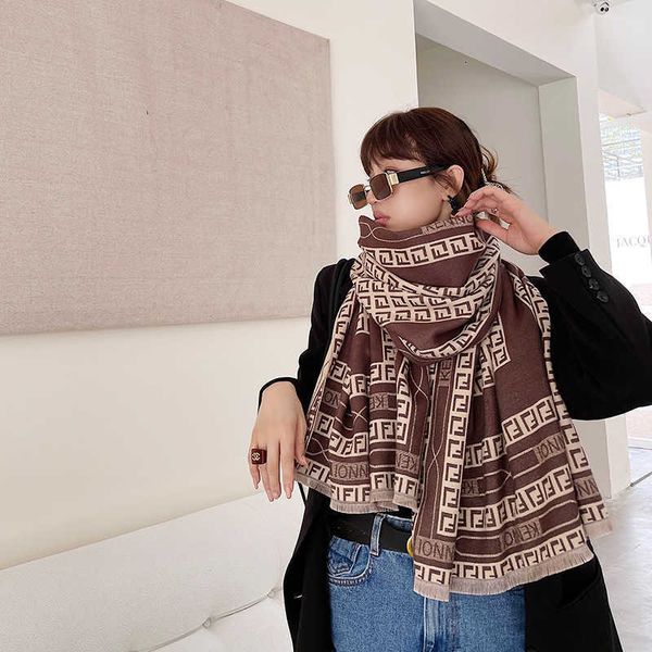 2021 autumn and winter female korean sweet contrast color warm scarf fashion dual-purpose cashmere shawl, Blue;gray
2021 autumn and winter female korean sweet contrast color warm scarf fashion dual-purpose cashmere shawl, Blue;gray