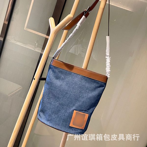outlet denim women 2021 bucket large capacity bag shopping one shoulder messenger designers handbag yw
outlet denim women 2021 bucket large capacity bag shopping one shoulder messenger designers handbag yw