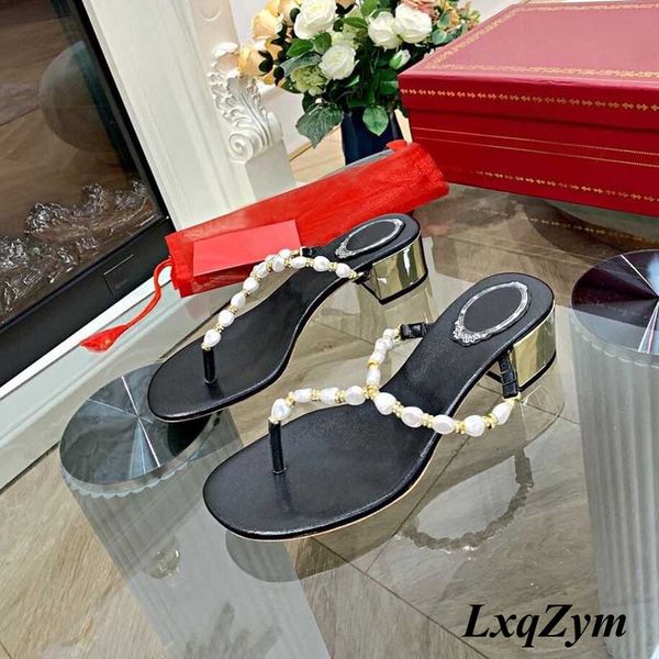 new fashion pearl beading slippers sandals women flip flops sweet customized black summer shoes party luxury brand 60% off store online
new fashion pearl beading slippers sandals women flip flops sweet customized black summer shoes party luxury brand 60% off store online