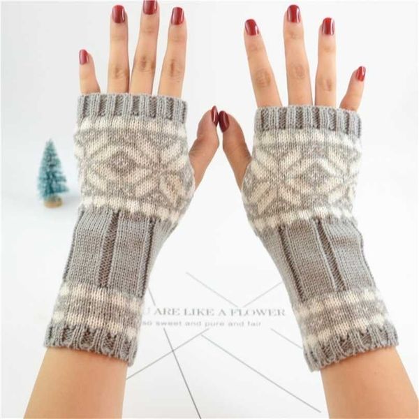 women short stretch wool knit half finger touch screen mittens female winter warm arm crochet snowflake fingerless gloves b77 211214, Blue;gray
women short stretch wool knit half finger touch screen mittens female winter warm arm crochet snowflake fingerless gloves b77 211214, Blue;gray