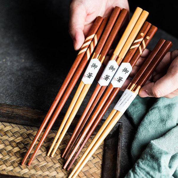 japanese style mortise-tenon chopsticks gift wooden simplicity eating restaurant pointed
japanese style mortise-tenon chopsticks gift wooden simplicity eating restaurant pointed
