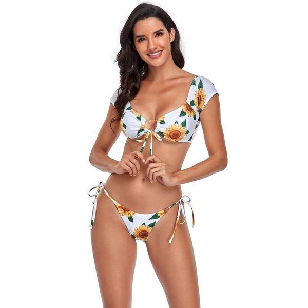 women's swimwear 2021 bikini 2-piece printed triangle split swimming suit wire polyester, White;black
women's swimwear 2021 bikini 2-piece printed triangle split swimming suit wire polyester, White;black