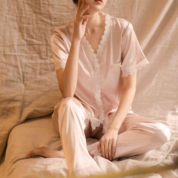 women's sleepwear stain lace woman pajamas set 2 pieces spring autumn elegant short sleeces v-neck silk homewear zsrn, Black;red
women's sleepwear stain lace woman pajamas set 2 pieces spring autumn elegant short sleeces v-neck silk homewear zsrn, Black;red