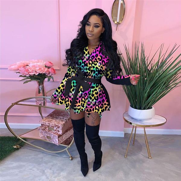 woman dressed in leopard print drawsting sleeve dress plied ol'fashionable female robe, Black;gray
woman dressed in leopard print drawsting sleeve dress plied ol'fashionable female robe, Black;gray