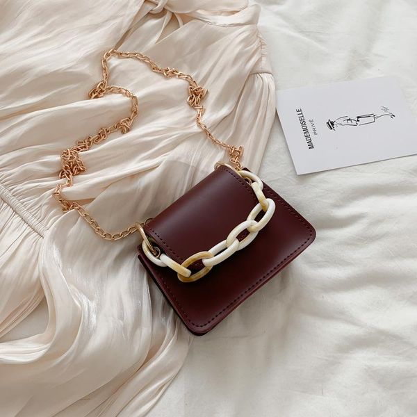 patternround baghigh-end customized handbag, one shoulder, diagonal bag, cross pattern cattle leather bag wallets, Red;black
patternround baghigh-end customized handbag, one shoulder, diagonal bag, cross pattern cattle leather bag wallets, Red;black