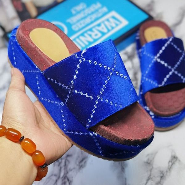 designer woman slippers fashion beach thick bottom slipper classic platform alphabet lady sandals leather high heel slides with box large si, Black
designer woman slippers fashion beach thick bottom slipper classic platform alphabet lady sandals leather high heel slides with box large si, Black