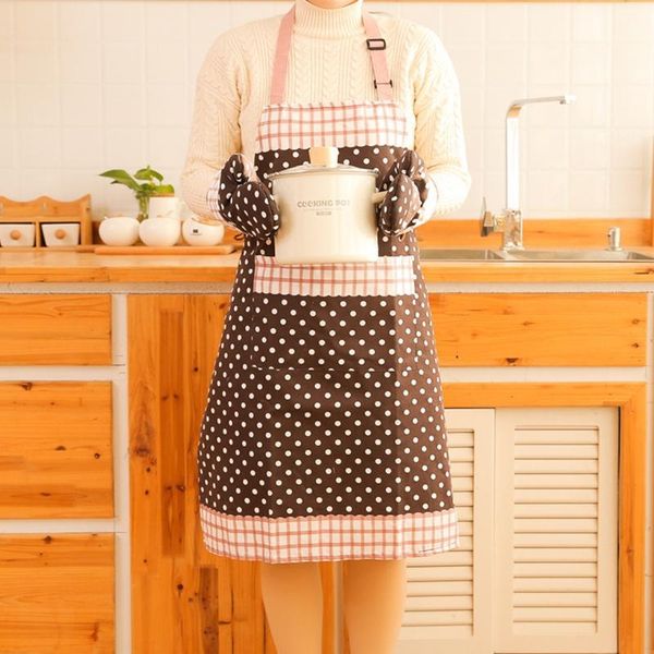 aprons apron with set of 2 lovely heat resistant cotton oven mitts for kitchen cooking and baking cafe,working shop
aprons apron with set of 2 lovely heat resistant cotton oven mitts for kitchen cooking and baking cafe,working shop