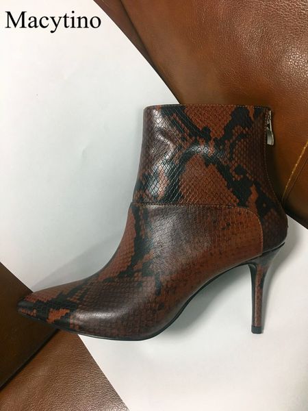 boots pointed toe ladies high heel snake pattern short fashion full leather winter women's 3s7n, Black
boots pointed toe ladies high heel snake pattern short fashion full leather winter women's 3s7n, Black