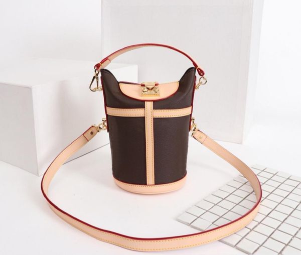 2021 luxurys designers bags messenger bag men women totes fashion vintage printing letter shoulder classic crossbody m43587
2021 luxurys designers bags messenger bag men women totes fashion vintage printing letter shoulder classic crossbody m43587