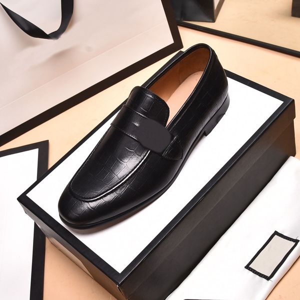 2022 men's designer genuine leather slip on flats fashion brand suit business dress shoes men party wedding oxfords size 38-45, Black
2022 men's designer genuine leather slip on flats fashion brand suit business dress shoes men party wedding oxfords size 38-45, Black