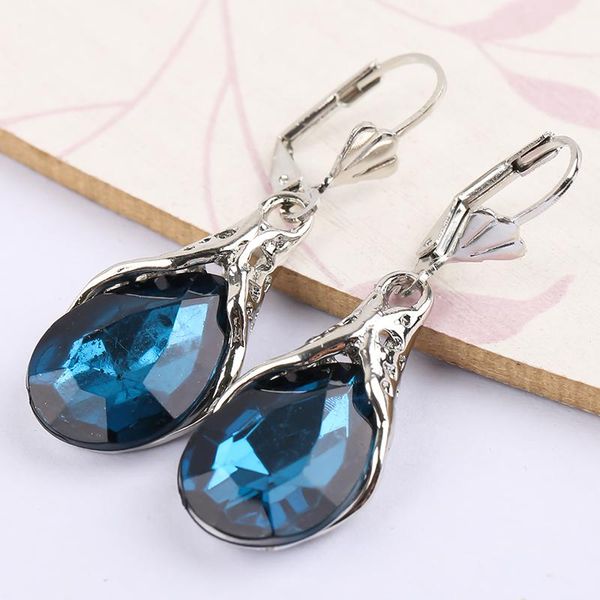 dangle & chandelier vintage big blue water drop zircon earring fashion hollow long earrings for women's gift hanging z3c157, Silver
dangle & chandelier vintage big blue water drop zircon earring fashion hollow long earrings for women's gift hanging z3c157, Silver