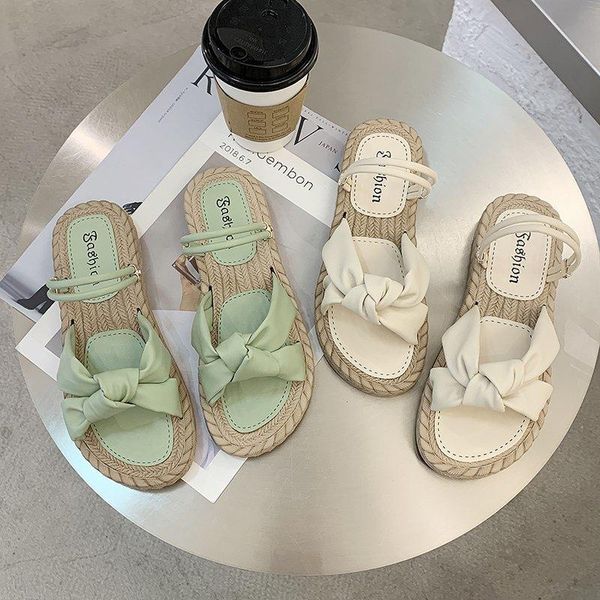female shoes ladies' slippers low luxury slides 2021 designer flat girl soft rubber basic scandals pu rome fashion concise hoof, Black
female shoes ladies' slippers low luxury slides 2021 designer flat girl soft rubber basic scandals pu rome fashion concise hoof, Black