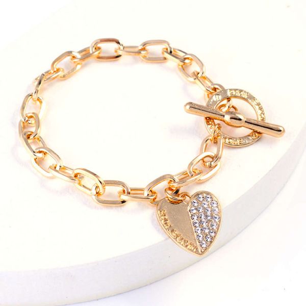 hand catenary selling diamond heart-shaped bracelet with exaggerated alloy t-button geometric love hand ornament, Black
hand catenary selling diamond heart-shaped bracelet with exaggerated alloy t-button geometric love hand ornament, Black