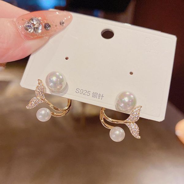 stud korean fashion crystal fishtail earrings for women jewelry, trendy simulated pearl women's piercing accessories, Golden;silver
stud korean fashion crystal fishtail earrings for women jewelry, trendy simulated pearl women's piercing accessories, Golden;silver
