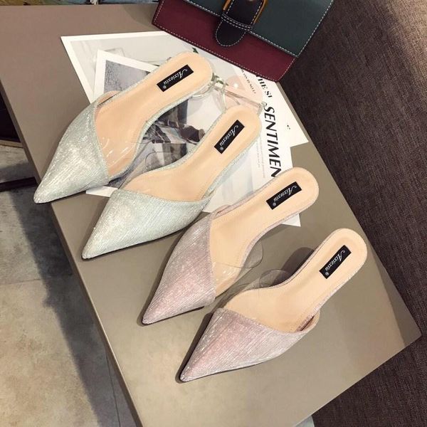 slippers transparent sequins pointed toe hollow out women summer flip flops thin heel sandals solid blingbling comfortable shoes, Black
slippers transparent sequins pointed toe hollow out women summer flip flops thin heel sandals solid blingbling comfortable shoes, Black