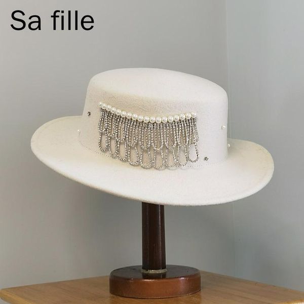 stingy brim hats autumn winter japanese woolen cloth flat rhinestone pearl decoration female retro hepburn style hat fashion felt, Blue;gray
stingy brim hats autumn winter japanese woolen cloth flat rhinestone pearl decoration female retro hepburn style hat fashion felt, Blue;gray