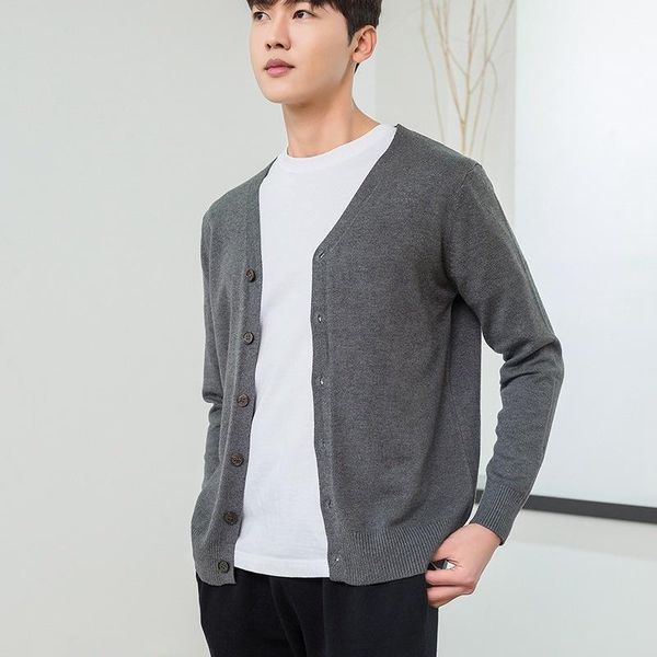 men's sweaters spring and autumn v-neck knitted cardigan coat casual korean button sweater loose large, White;black
men's sweaters spring and autumn v-neck knitted cardigan coat casual korean button sweater loose large, White;black