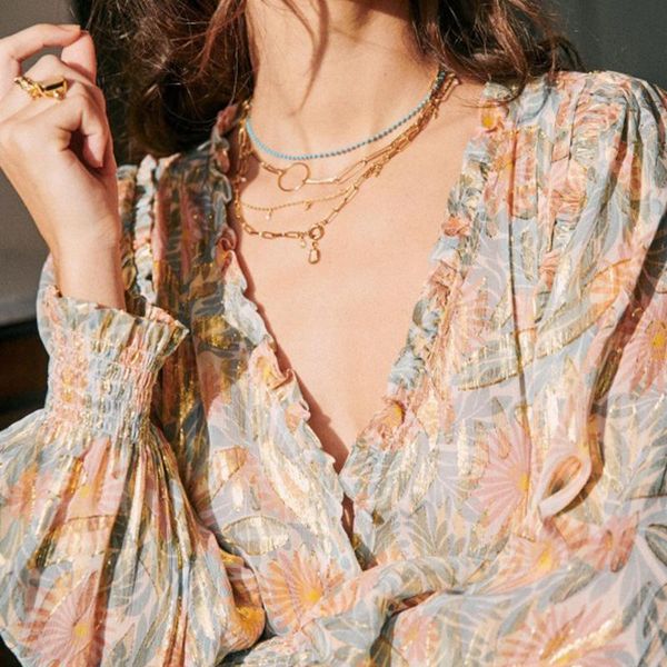 women's blouses & shirts women v-neck vintage blouse 2021 spring summer gold line glitter lantern long sleeve fashion lady shirt and to, White
women's blouses & shirts women v-neck vintage blouse 2021 spring summer gold line glitter lantern long sleeve fashion lady shirt and to, White