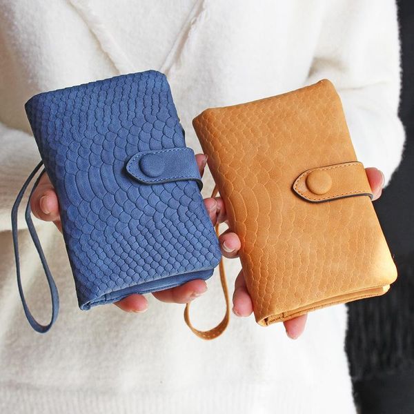 wallets 2021 crocodile pattern ladies short wallet pu zipper buckle large capacity handbag, Red;black
wallets 2021 crocodile pattern ladies short wallet pu zipper buckle large capacity handbag, Red;black