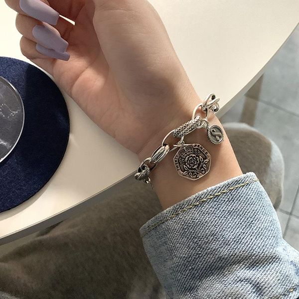 vintage coin portrait floral charm bracelet toggle clasp chain bracelets for women ladies statement jewellery party link,, Black
vintage coin portrait floral charm bracelet toggle clasp chain bracelets for women ladies statement jewellery party link,, Black