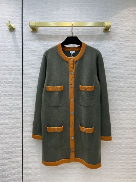 milan runway sweaters 2021 autumn winter o neck long sleeve print designer cardigan brand same style coats 1008-4, White;black
milan runway sweaters 2021 autumn winter o neck long sleeve print designer cardigan brand same style coats 1008-4, White;black