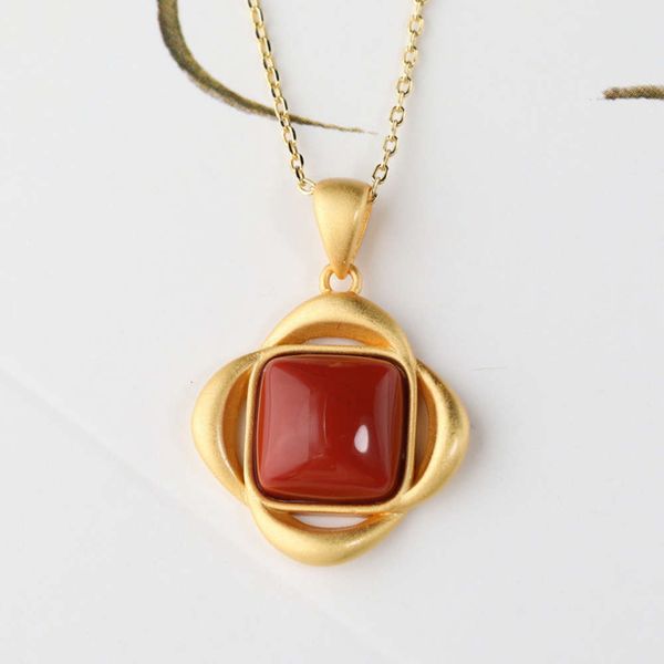 decorated with certificate, south red, ancient french gold, chinese style, 925 silver inlaid agate, clover and clavicle chain pendant, Black
decorated with certificate, south red, ancient french gold, chinese style, 925 silver inlaid agate, clover and clavicle chain pendant, Black