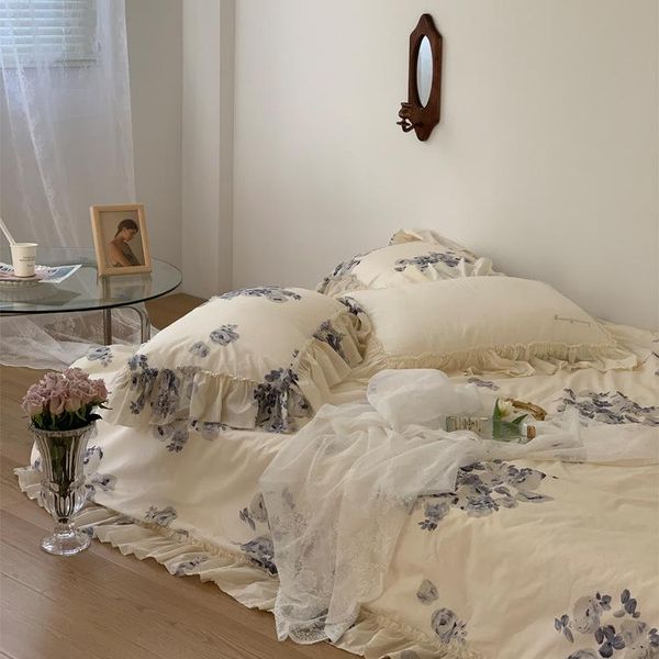 bedding sets korean princess style all cotton bed four piece set of 100 pure simple quilt cover children's dormitory three sheet
bedding sets korean princess style all cotton bed four piece set of 100 pure simple quilt cover children's dormitory three sheet