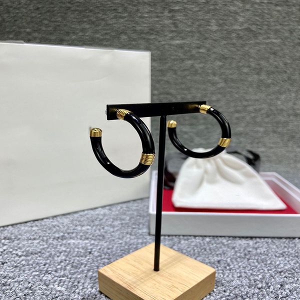 women's luxury brand s925 sterling silver c-shaped earrings original personality fashion high-end boutique gifts, Golden
women's luxury brand s925 sterling silver c-shaped earrings original personality fashion high-end boutique gifts, Golden