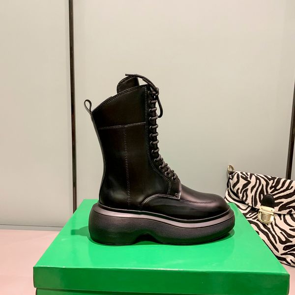 designer cute boot latest straight women boots fashionfull leather material rubber sole luxury temperament with box 03, Black
designer cute boot latest straight women boots fashionfull leather material rubber sole luxury temperament with box 03, Black