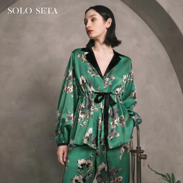 soloseta printing 100% mulberry silk heavy pajamas female household to take vacation the wind can be worn outside women's sleepwear, Black;red
soloseta printing 100% mulberry silk heavy pajamas female household to take vacation the wind can be worn outside women's sleepwear, Black;red