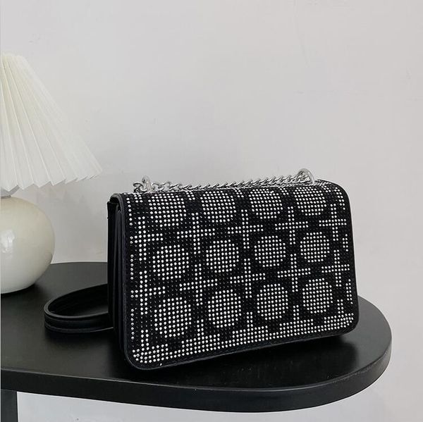 factory outlet women shoulder bags street personality rivet handbag clamshell small fresh plaid handbags sweet and lovely diamond chain bag, Black;red
factory outlet women shoulder bags street personality rivet handbag clamshell small fresh plaid handbags sweet and lovely diamond chain bag, Black;red