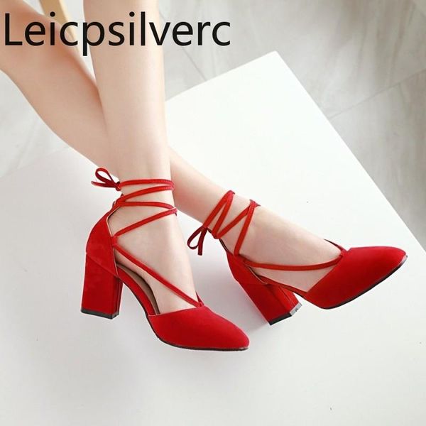 pumps spring and autumn style fashion square head shallow mouth lace thick heel mid women's shoes plus size 32-43 dress, Black
pumps spring and autumn style fashion square head shallow mouth lace thick heel mid women's shoes plus size 32-43 dress, Black