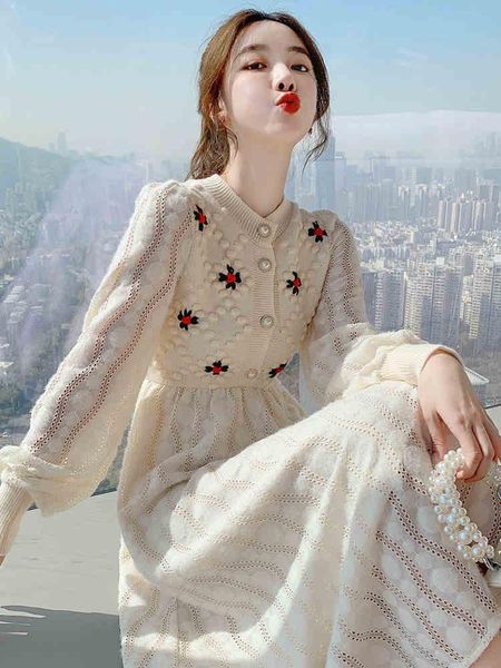 casual dresses one-piece knitted sweater long women's 2021 autumn and winter korean slim embroidery wool long-sleeved women'skirts, Black;gray
casual dresses one-piece knitted sweater long women's 2021 autumn and winter korean slim embroidery wool long-sleeved women'skirts, Black;gray