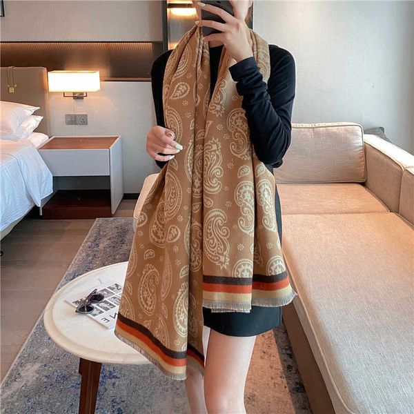2021 south korea autumn and winter cashew nut warm scarf women's double-sided imitation cashmere thickened air conditioning shawl bib, Blue;gray
2021 south korea autumn and winter cashew nut warm scarf women's double-sided imitation cashmere thickened air conditioning shawl bib, Blue;gray
