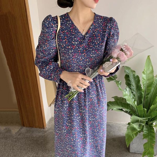 casual dresses elegant v neck women dress korean style chic sweet floral print long sleeve vestidos mujer slim waist autumn 2021 robe femme, Black;gray
casual dresses elegant v neck women dress korean style chic sweet floral print long sleeve vestidos mujer slim waist autumn 2021 robe femme, Black;gray