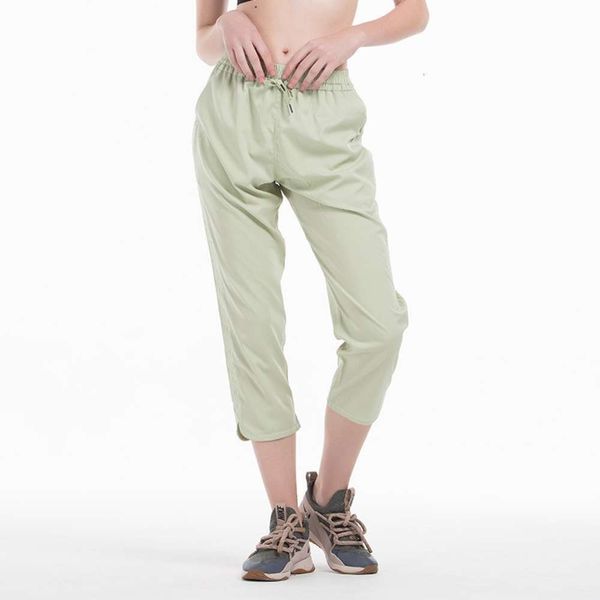 the same lulu yoga fitness leisure capris, fast dry and breathable, four side elastic woven loose yoga pants, Gray
the same lulu yoga fitness leisure capris, fast dry and breathable, four side elastic woven loose yoga pants, Gray