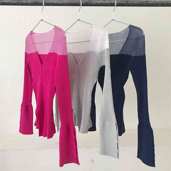 women's knits & tees casaul fashion v-nec women's knitted sweater fit fine contrast stitching cardigans femme, White
women's knits & tees casaul fashion v-nec women's knitted sweater fit fine contrast stitching cardigans femme, White
