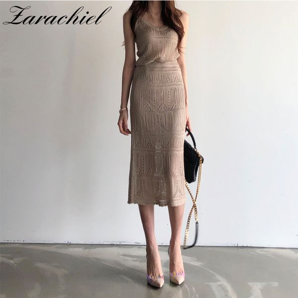 summer knitted hollow out 2 pieces set v-neck spaghetti strap tank + high waist midi long skirts female vacation sets 210416, White
summer knitted hollow out 2 pieces set v-neck spaghetti strap tank + high waist midi long skirts female vacation sets 210416, White